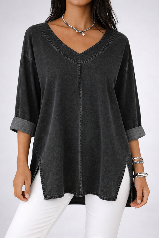CAMISETA DENIM RELAXED FIT CON ESCOTE EN V