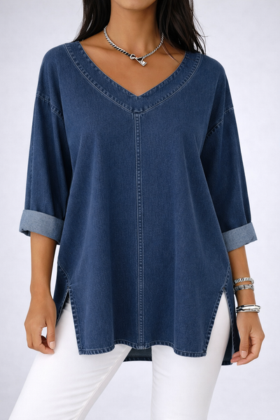 CAMISETA DENIM RELAXED FIT CON ESCOTE EN V