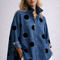 CAMISA DENIM OVERSIZE CON LUNARES
