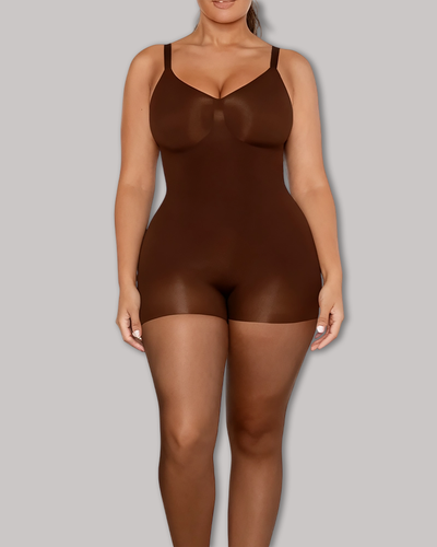 HELENA | CUERPO SUAVE, LISO Y CÓMODO